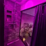 Bed & Breakfast Loveroom Sexyloveroom 4*